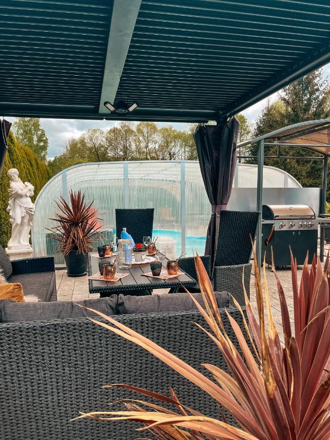 KötztingPanorama-Residenz, Mit Poolアパートメント エクステリア 写真